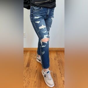 KanCan Distressed High Rise Ankle Length Mom Fit Jeans Size 5